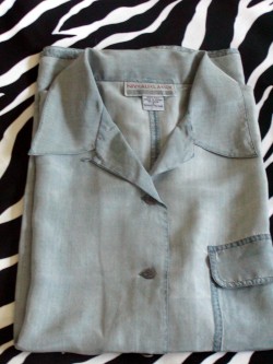 Pre-Owned Niveau Classics Button Front Silk Shirt